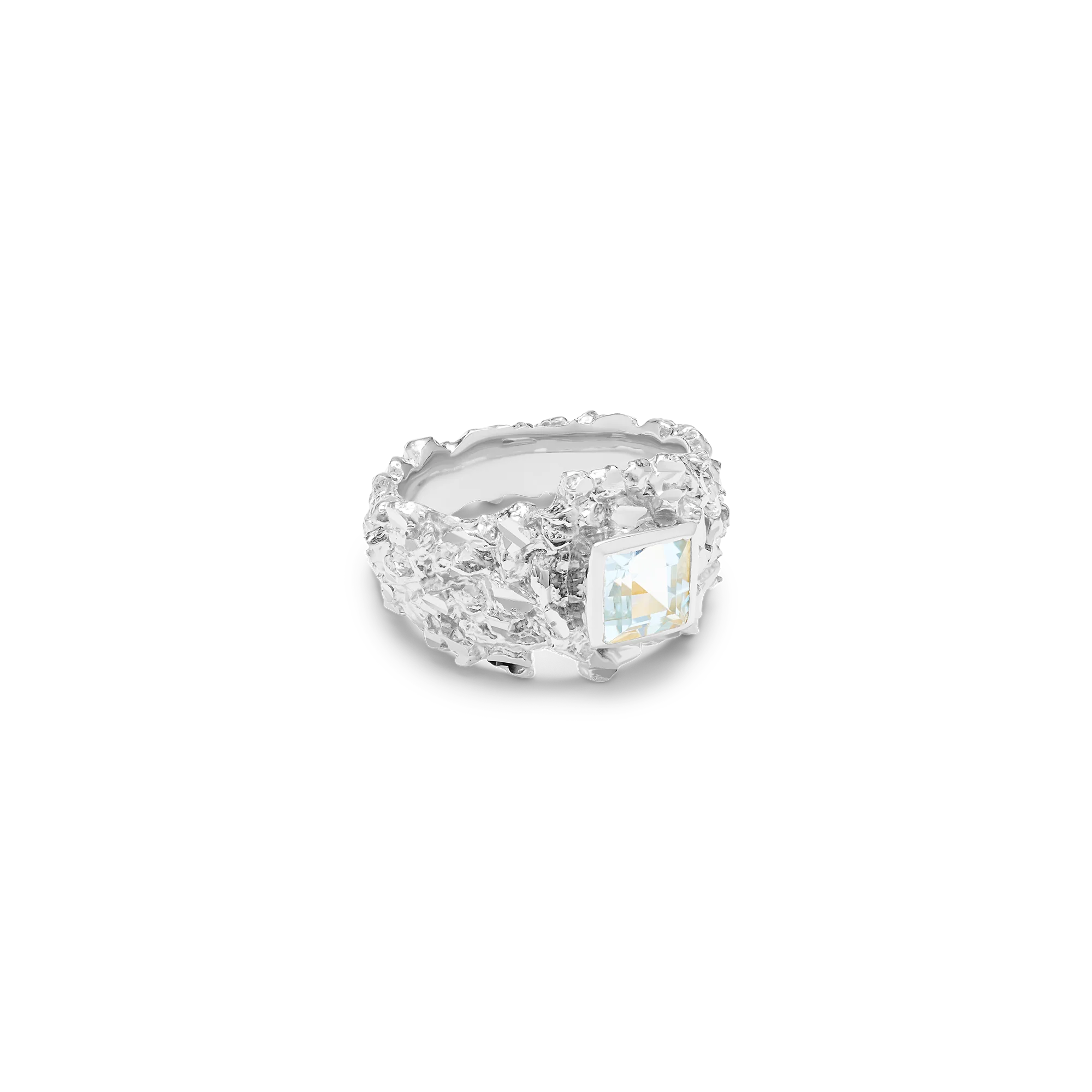 VC017 Gold Hammered Gem Ring - Image 5