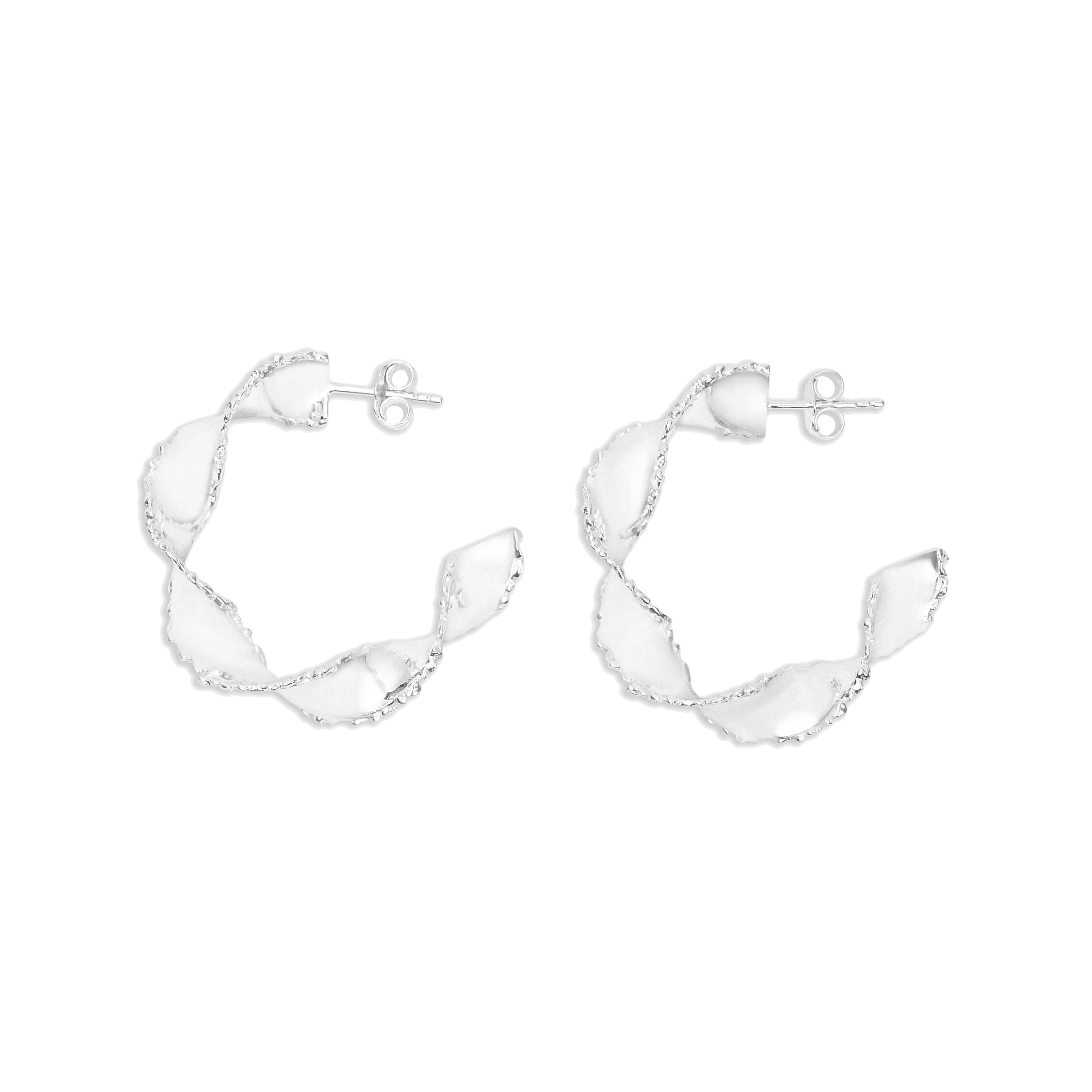 VC088 Medium Twisted Hoop - Image 2
